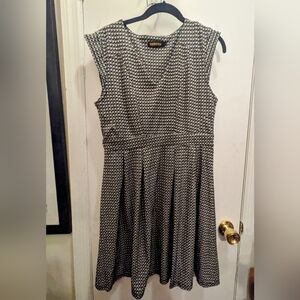 Great houndstooth dress